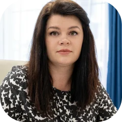Елена Девечникова